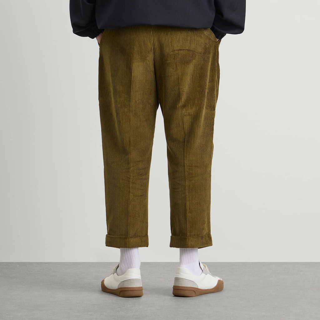 AMI Paris Men's Corduroy Velvet Carrot Pants Bronze